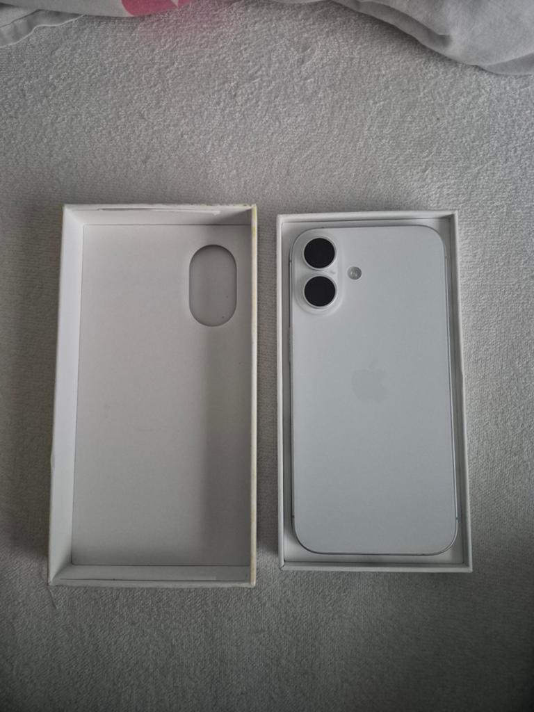 Iphone 16, Ophalen