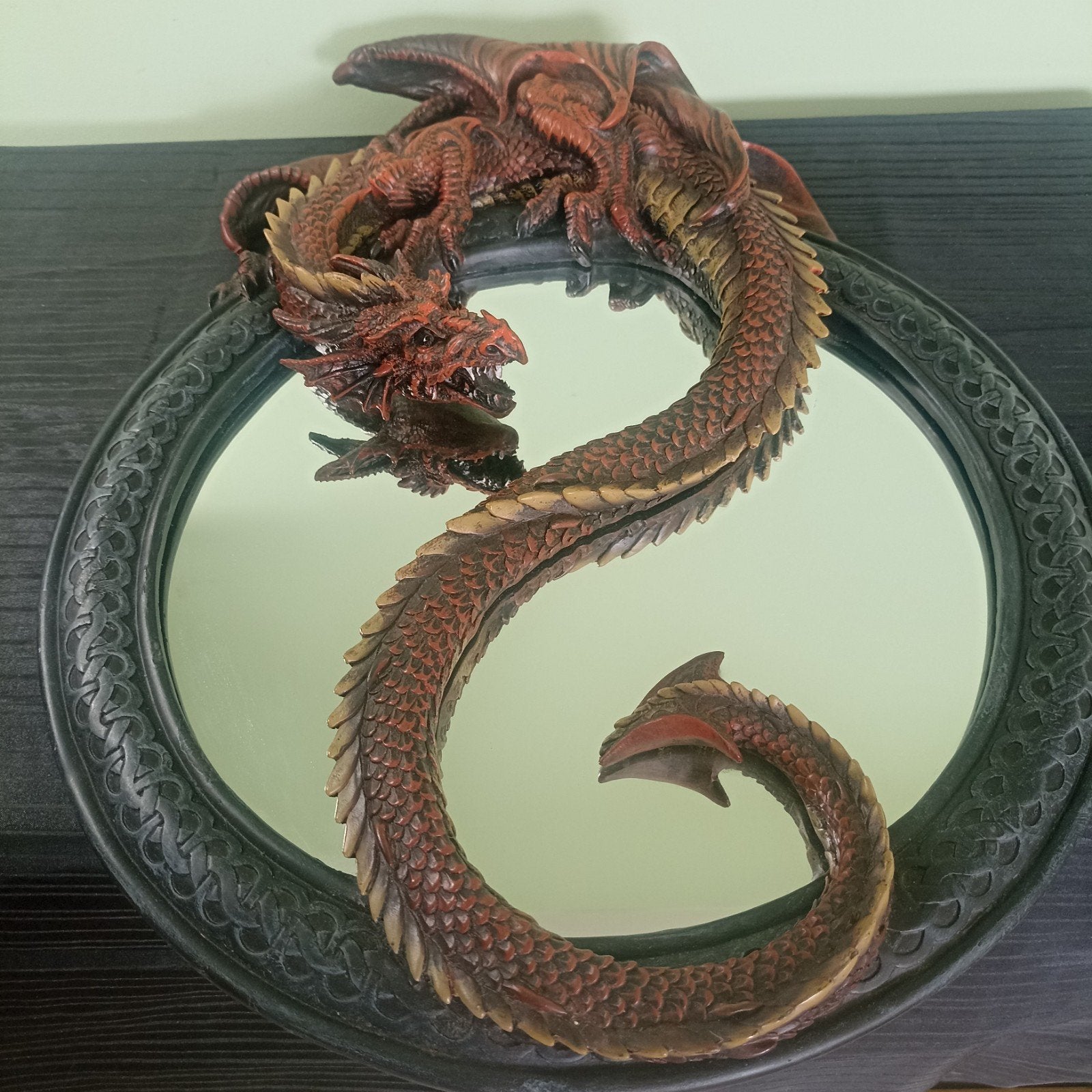 Grote Gothic / Fantasy Drakenspiegel (50 cm) – Perfecte staa, Huis en Inrichting, Ophalen of Verzenden