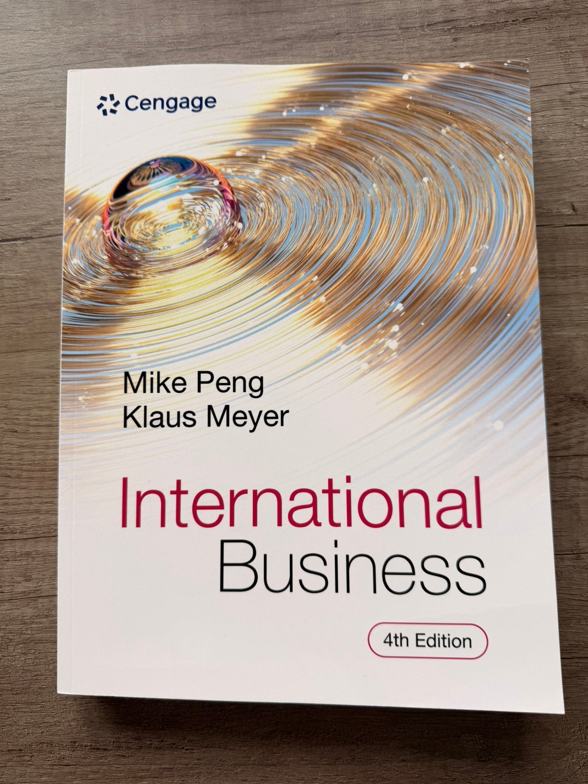 International Business Peng Meyer, Enlèvement, Comme neuf