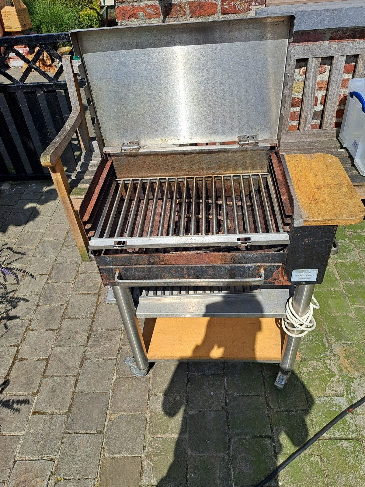 Electrische BBQ, Ophalen