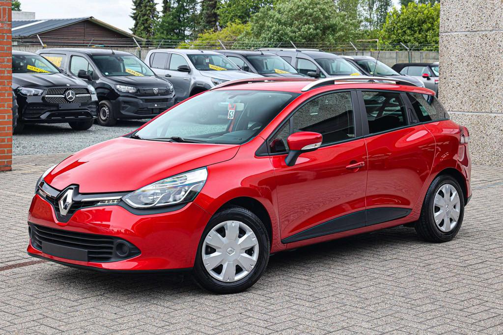 Renault Clio SLECHTS-32000KM*NAVIGATIE*CRUISE-CONTROLE*EERST, Rouge, Euro 5, Electronic Stability Program (ESP), https://public.car-pass.be/vhr/1ed06750-f82e-476d-8f6d-7c8d770ede8f