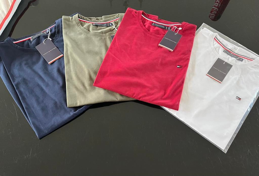 T shirt tommy hilfiger, Ophalen of Verzenden, Nieuw, Blauw