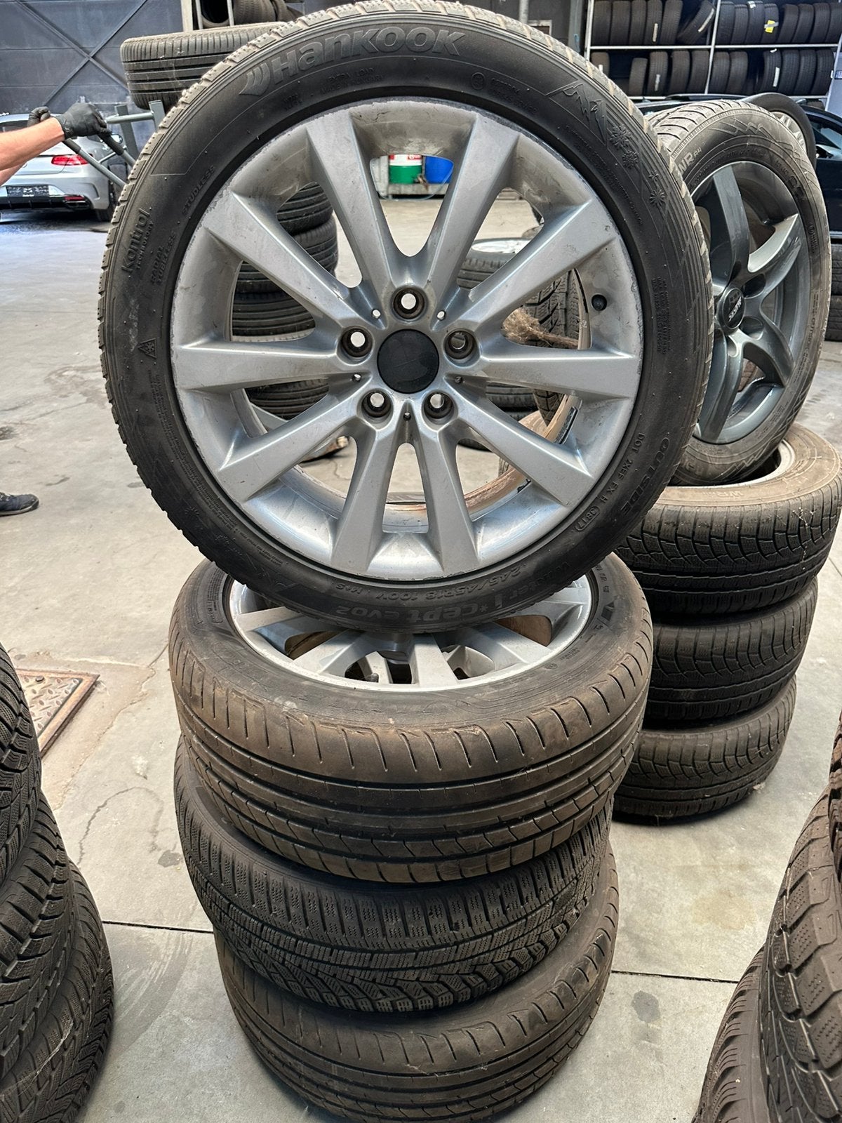 Jantes origine bmw F10 tres bon pneu, Enlèvement, Pneus été, Jante(s)