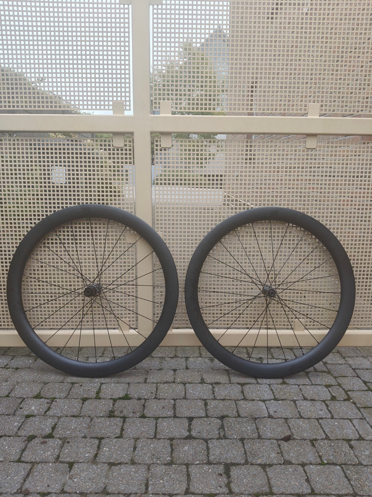 roue en carbone, Enlèvement, Carbone