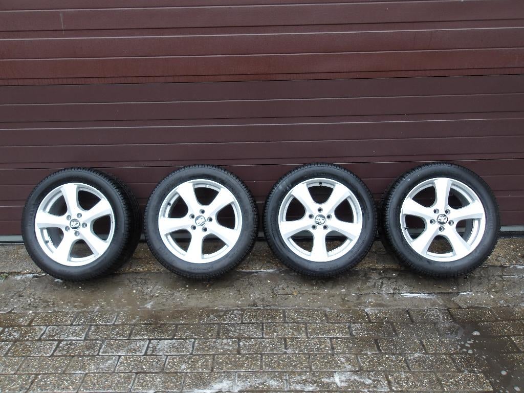 Pneus Pirelli, Véhicule de tourisme, Pneu(s), Enlèvement, Utilisé
