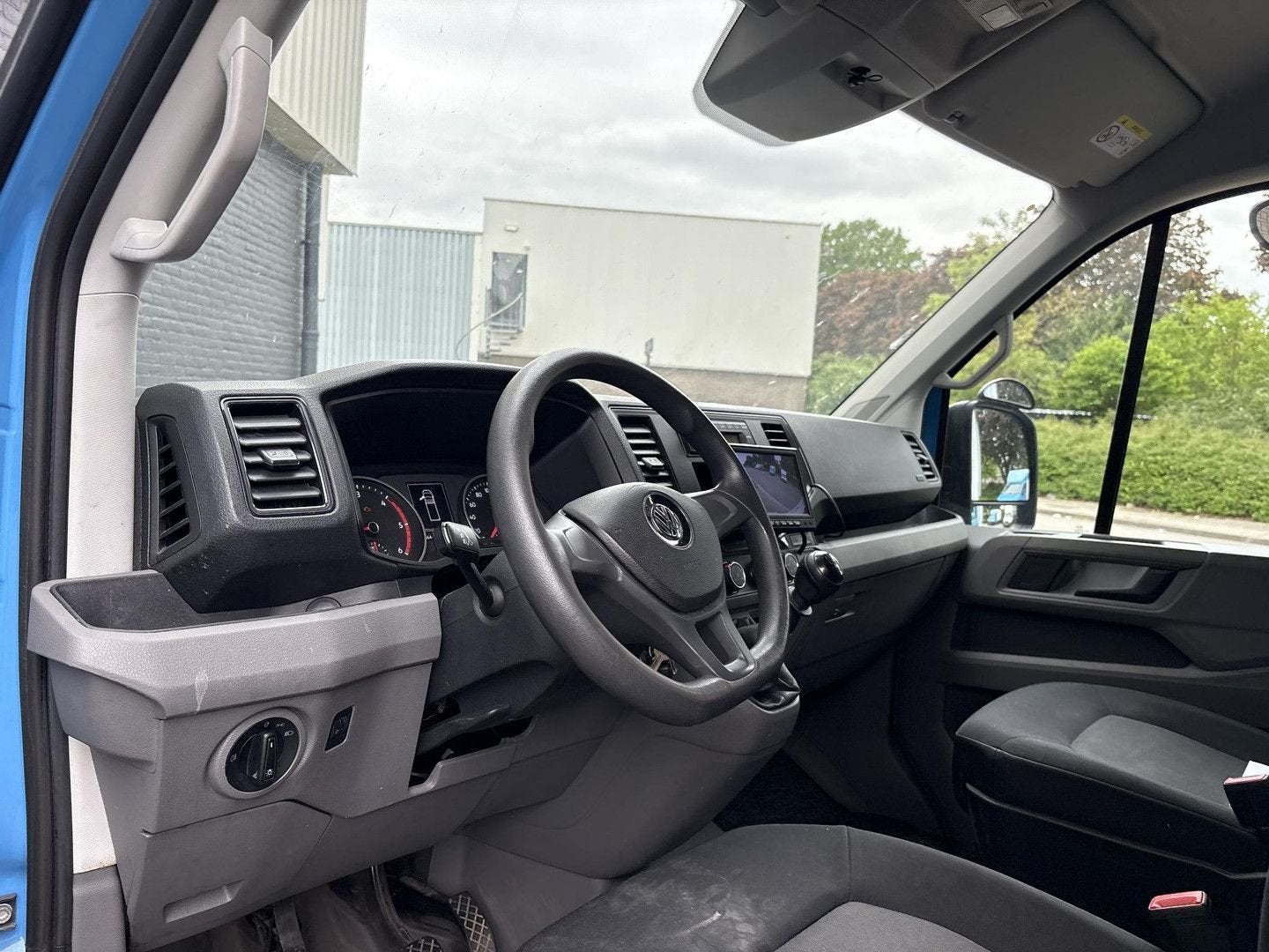 Volkswagen Crafter 35 2.0 TDI L4H3 | € 8.450,- NETTO! | Euro, Blauw, Electronic Stability Program (ESP), Bedrijf, 277 g/km