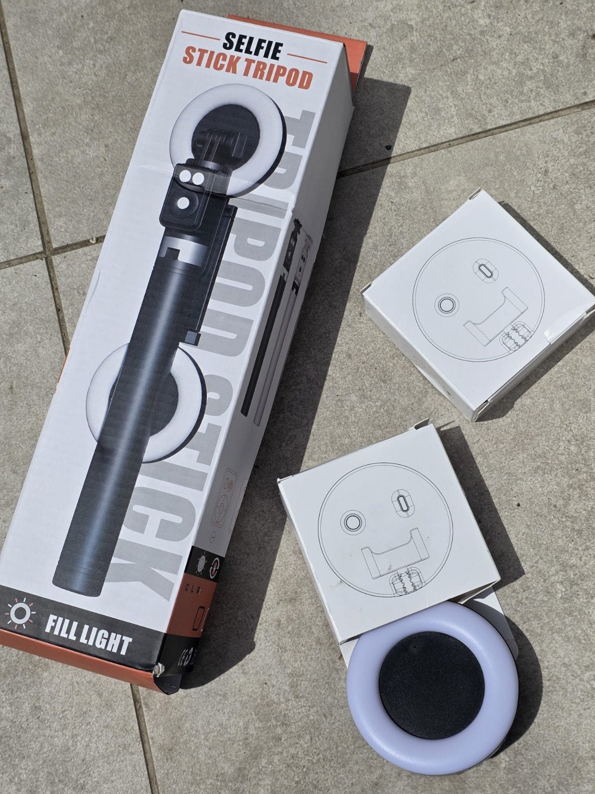 Selfie stick tripod, Enlèvement