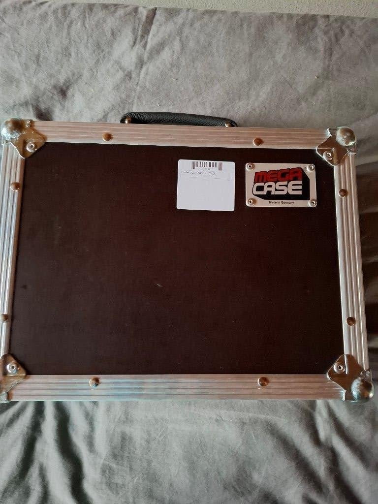 custom made pedal case, Muziek en Instrumenten, Behuizingen en Koffers, Ophalen of Verzenden, Zo goed als nieuw, Elektrische gitaar