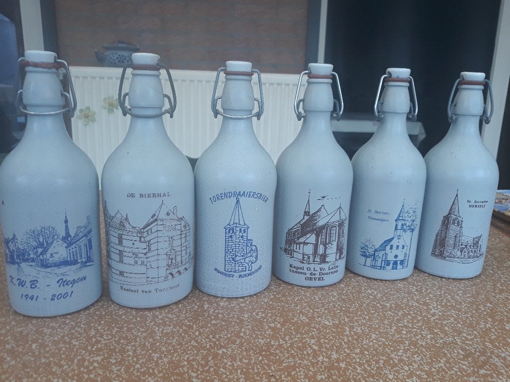 keramiche bedrukte flesjes, Verzamelen, Ophalen, Zo goed als nieuw, Flesje(s)