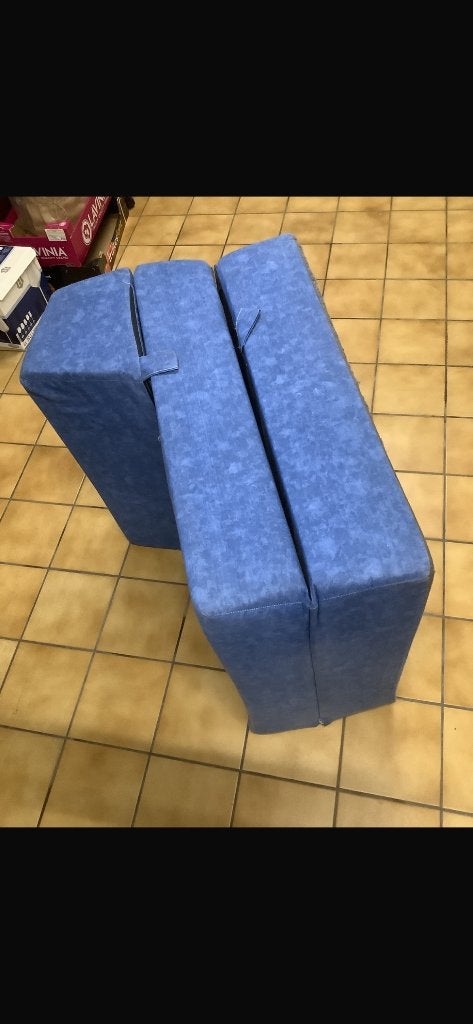 Opplooibaar / opvouwbaar bedje / zeteltje/ matras, Ophalen, Gebruikt