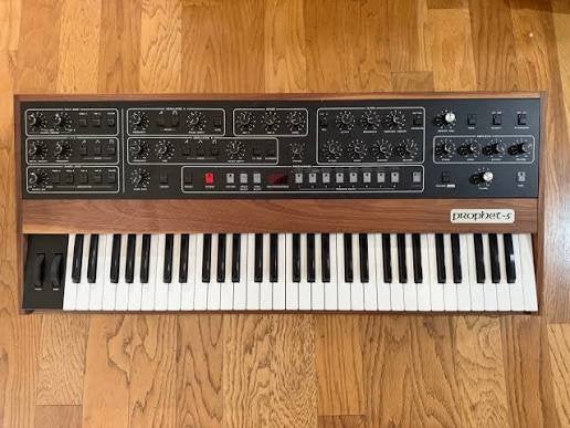 Sequential Prophet 5 rev4, Muziek en Instrumenten, Ophalen, Zo goed als nieuw