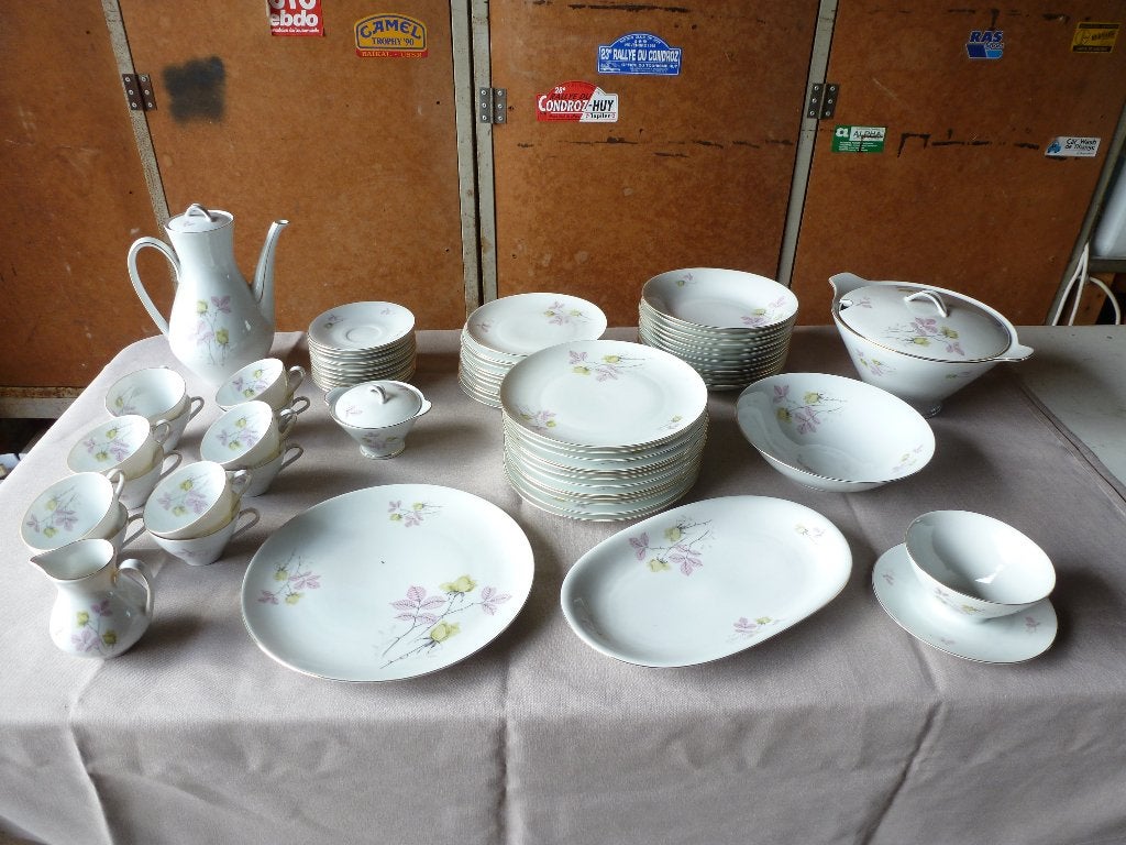 service de table en porcelaine (12 pers.), Antiquités & Art, Antiquités | Services (vaisselle) complet, Enlèvement