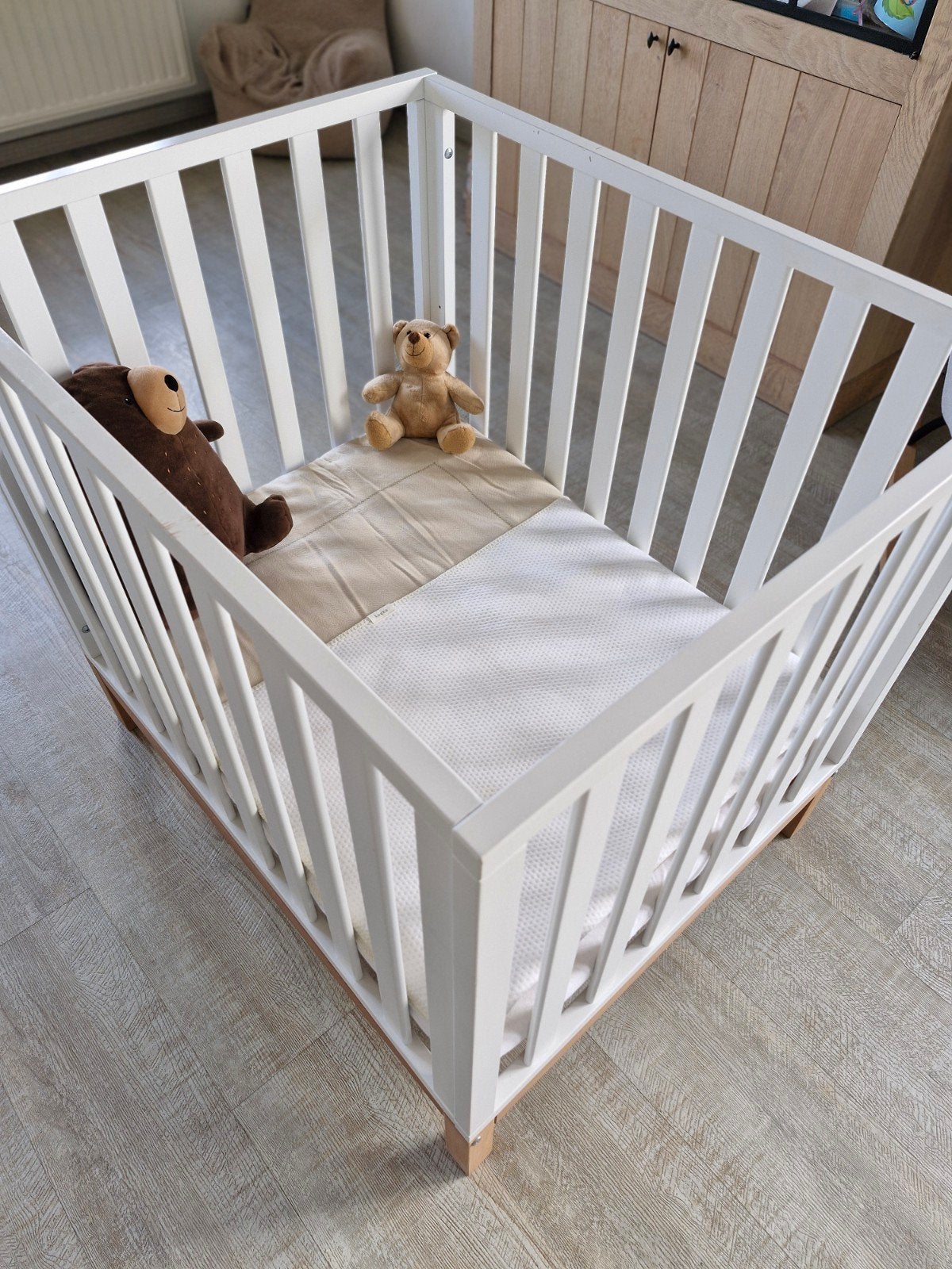 Quax babypark Hip wit met verstelbare bodem en matras, Ophalen, Gebruikt, Rechthoekig, In hoogte verstelbaar