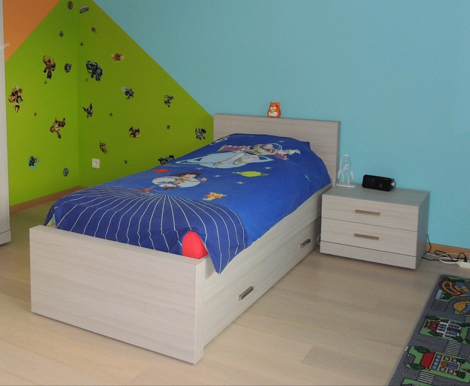Eénpersoonsbed met extra (bed)lade, Ophalen