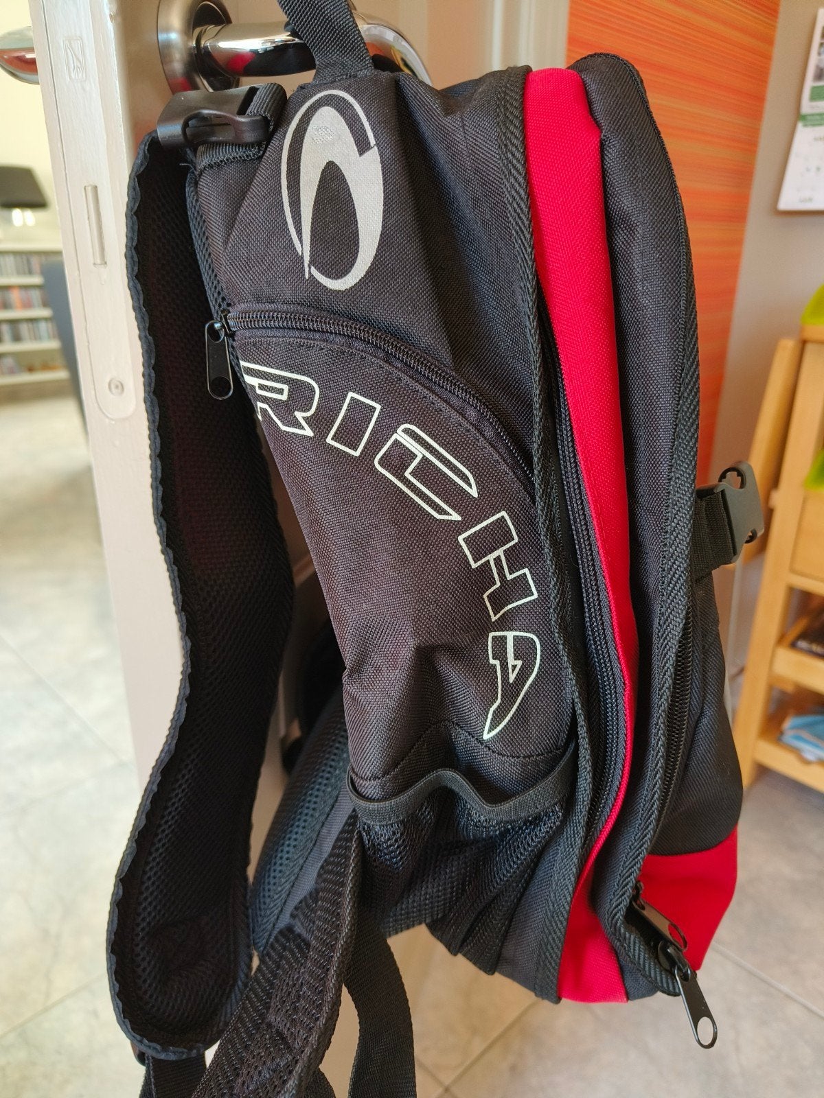 rugzak richa, Motoren, Ophalen, Zo goed als nieuw