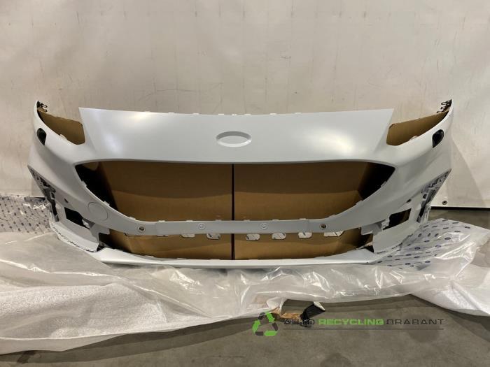 Voorbumper van een Ford Kuga, Auto-onderdelen, Carrosserie, -, -, Nieuw, Ophalen of Verzenden