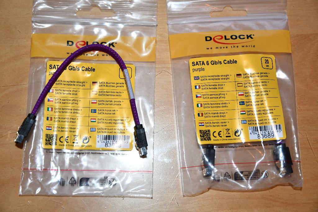 2 SATA 6 Gb/s kabels 20 cm - Delock, Informatique & Logiciels, Pc & Câble réseau, Enlèvement ou Envoi, Neuf