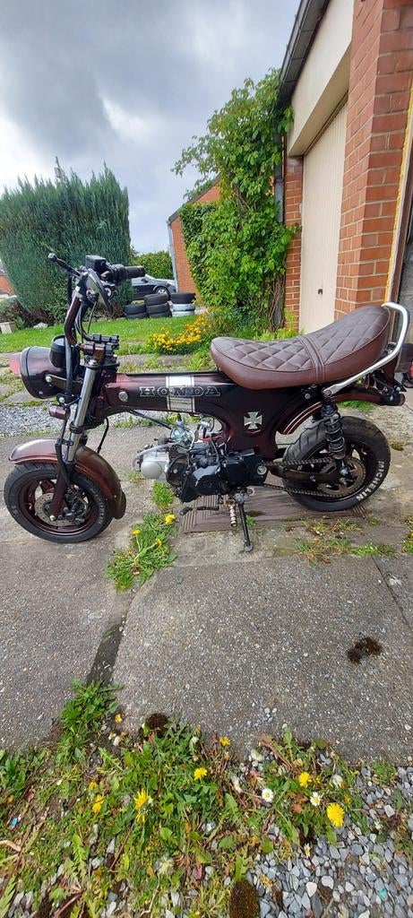 Honda dax skyteam classe A, Motoren, Ophalen