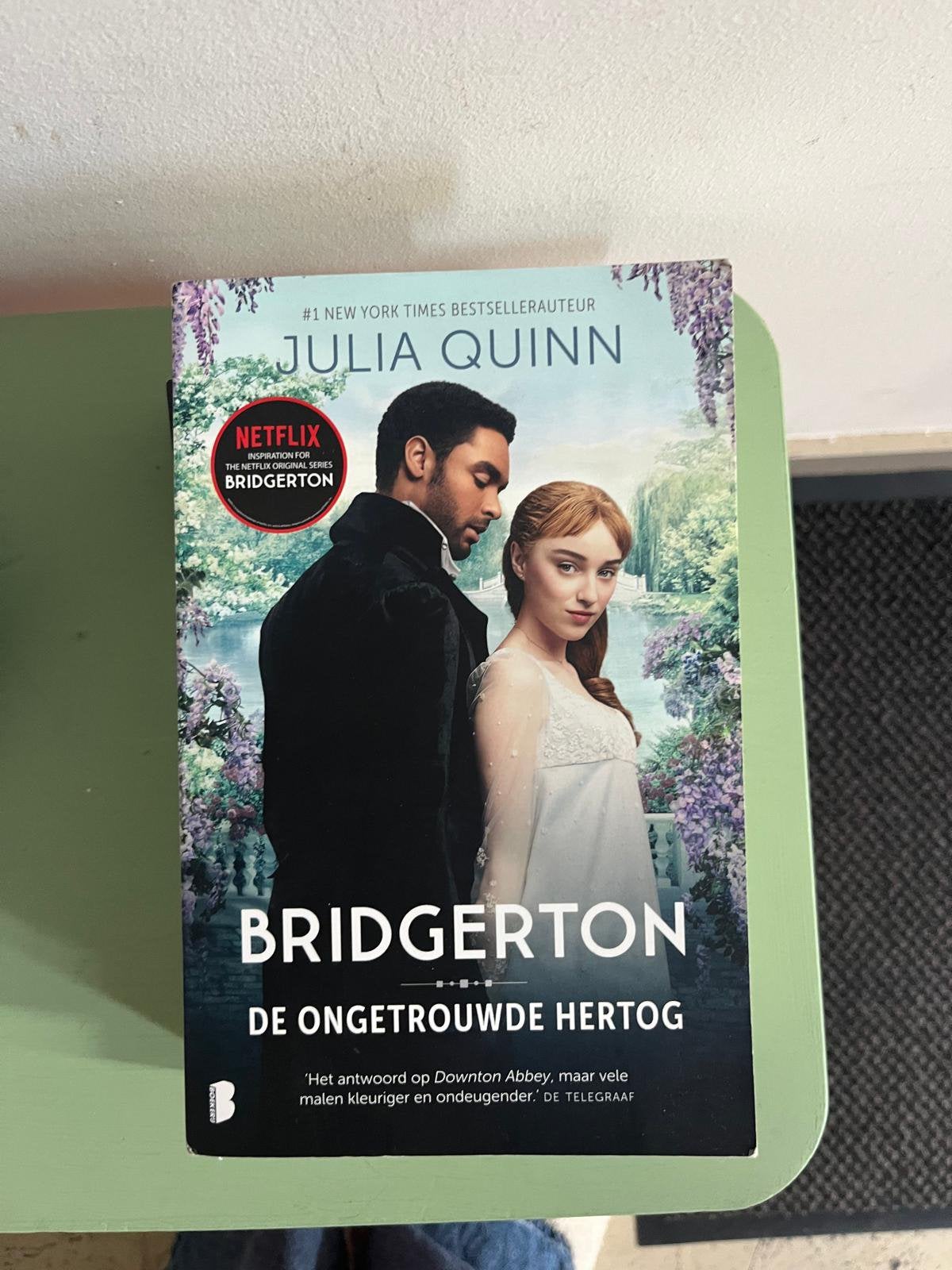 Julia Quinn - De ongetrouwde hertog, Boeken, Ophalen of Verzenden, Julia Quinn