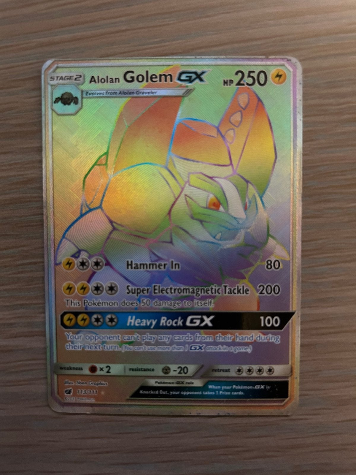 Alolan Golem GX (rainbow), Hobby en Vrije tijd, Ophalen of Verzenden, Zo goed als nieuw