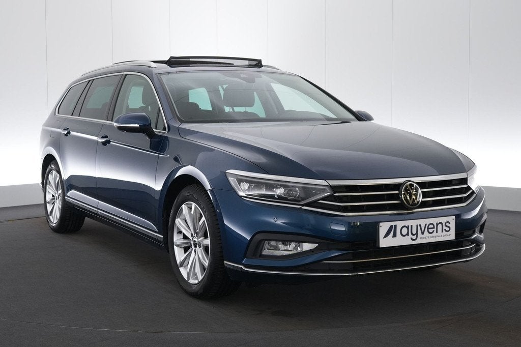 (2BWU219) VOLKSWAGEN PASSAT VARIANT, Auto's, Adaptive Cruise Control, Blauw, 146 g/km, Bedrijf