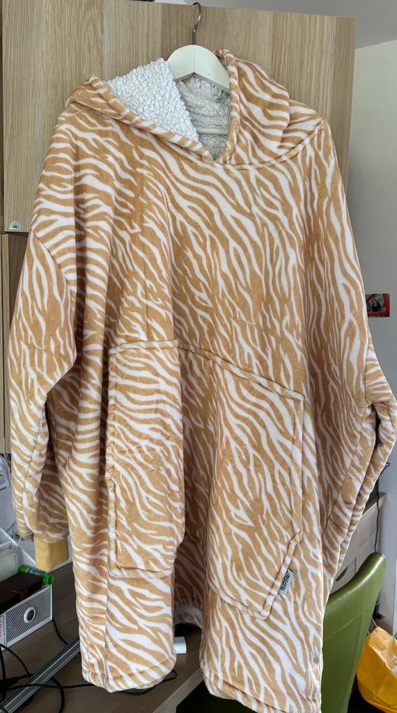 Sweat à capuche surdimensionné et douillet (taille unique), Vêtements | Femmes, Enlèvement ou Envoi, Comme neuf, Taille 46/48 (XL) ou plus grande
