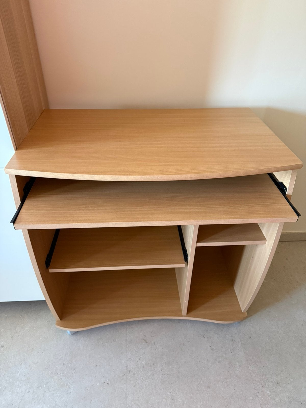 Bureau avec porte pc, imprimante, tour sur roulettes, Enlèvement, Utilisé