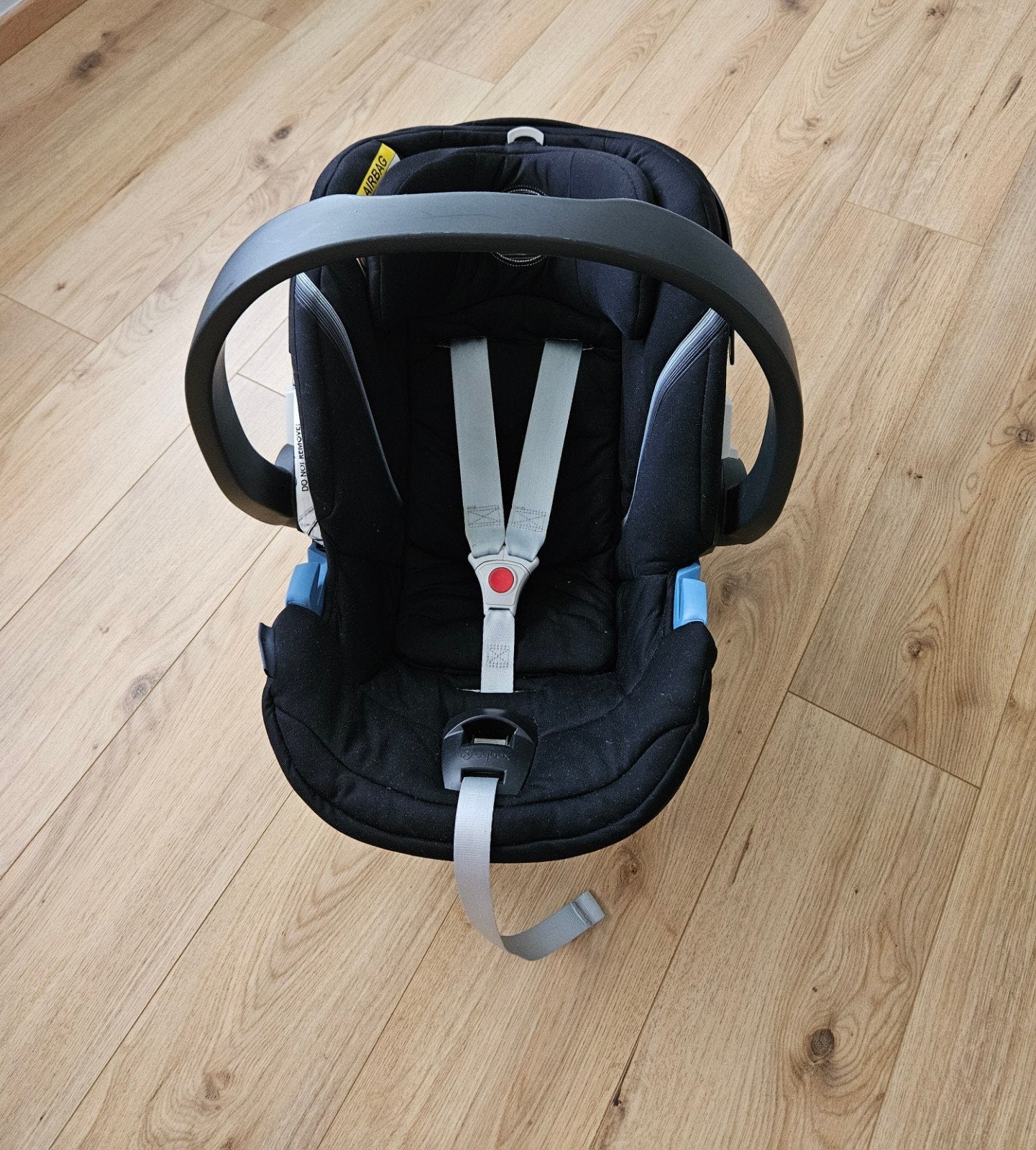 Autoatoel Cybex aton 5, Ophalen