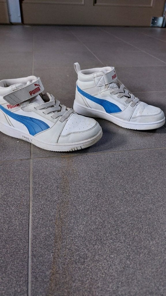 Puma sneaker maat 33, Enfants & Bébés, Vêtements enfant | Chaussures & Chaussettes, Garçon, Puma, Comme neuf, Enlèvement