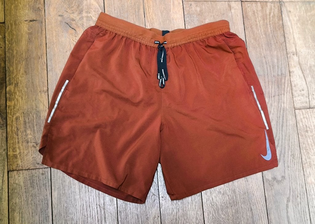 Short de running Nike Dri-Fit vintage taille medium, rouille, Taille 38/40 (M), Enlèvement ou Envoi, Nike, Course à pied ou Cyclisme