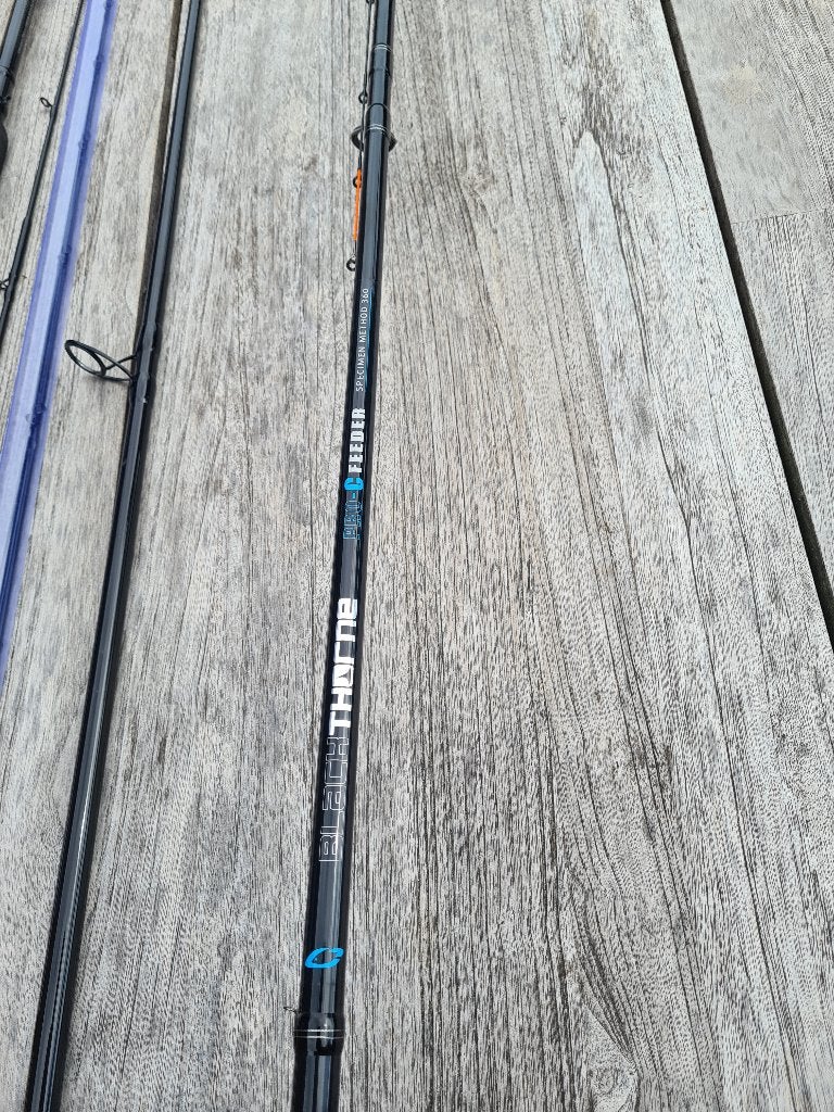 Feeder Cresta blackthorne, Watersport en Boten, Hengelsport | Witvissen, Ophalen, Nieuw, Werphengel