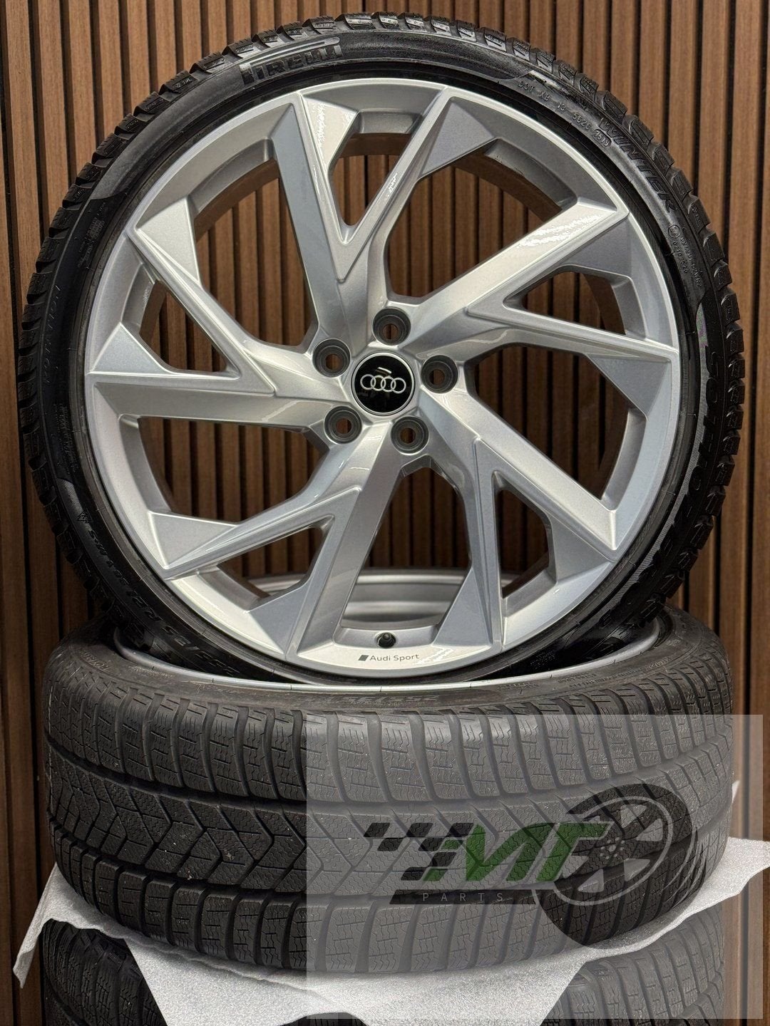 ️ 21“ Audi RSQ3 Q3 Sportback sline TRIGON 255 35 WINTER OEM, Gebruikt, 255 mm, - Audi AG, -