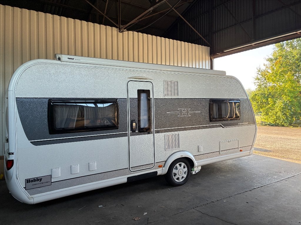 Hobby 560 CFE MOVER AIRCO DAKLUIFEL, Caravans en Kamperen, Particulier, Airco, Hobby