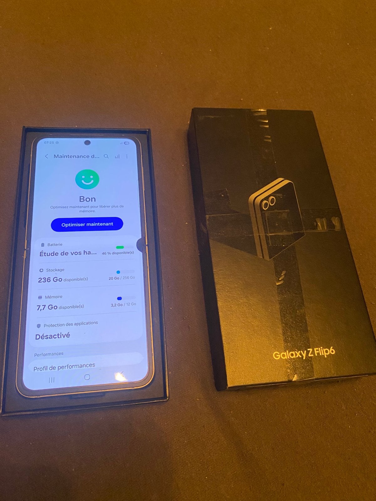 Samsung Z flip 6 256 giga, Enlèvement, Comme neuf, Noir