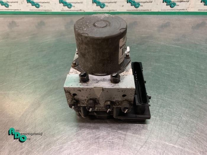 ABS Pomp van een Fiat Punto (Punto 03-), Gebruikt, -, -, Ophalen of Verzenden