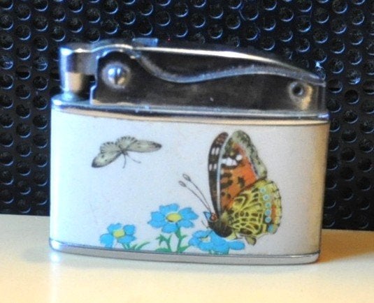 briquet a l'essence decor papillon, Collections, Enlèvement ou Envoi, Utilisé, Briquet