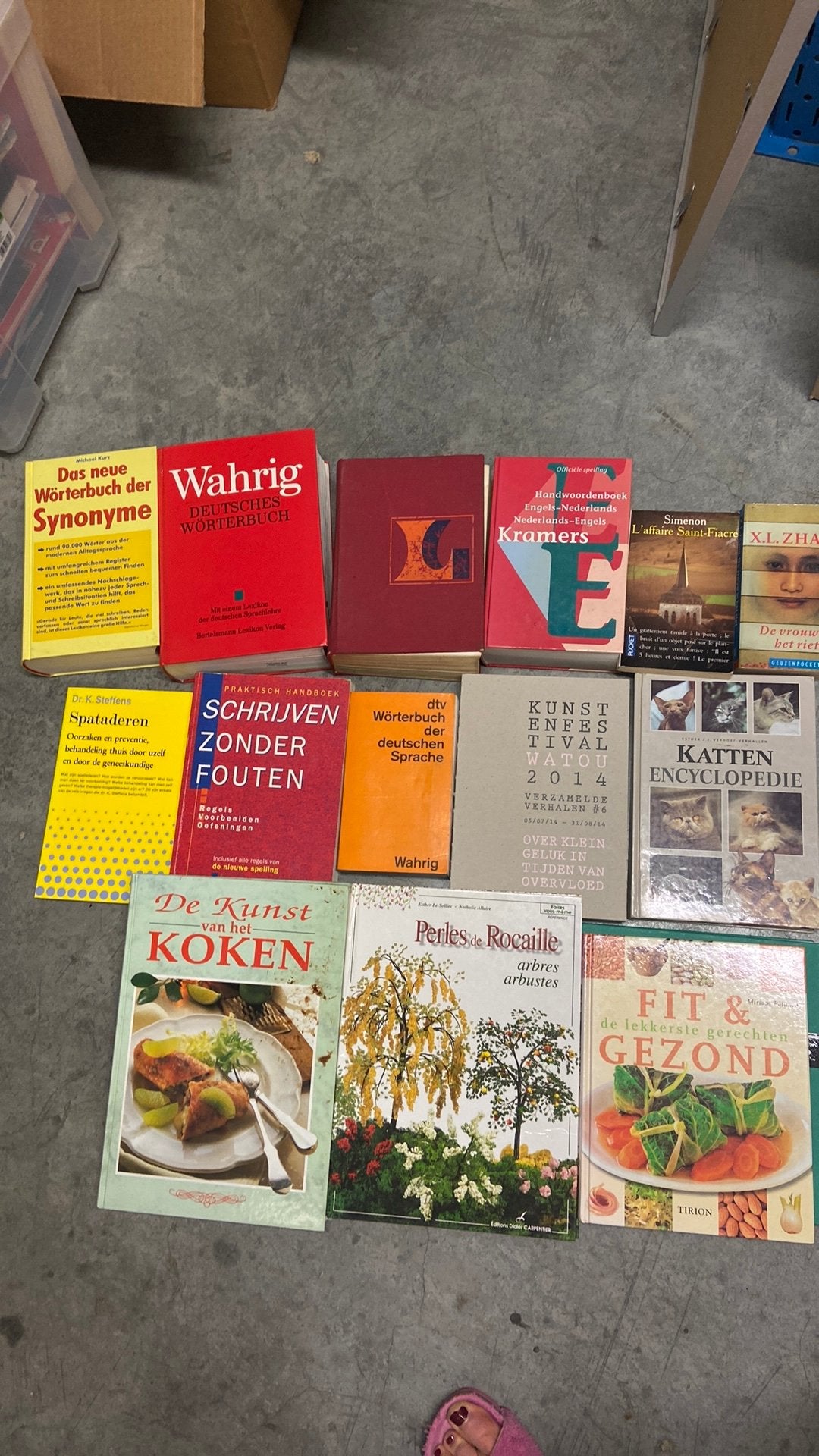 Oude boeken en woordenboeken, Ophalen, Zo goed als nieuw