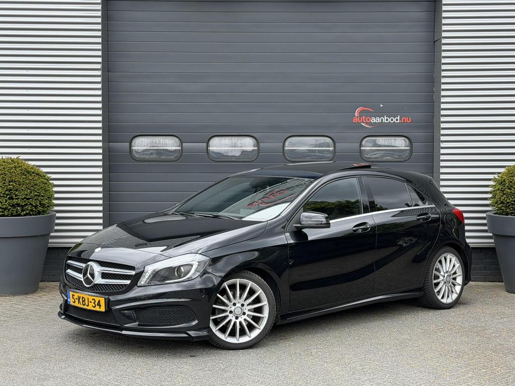 Mercedes-Benz A-klasse 180 AMG | Panoramadak | Camera | Navi, Auto's, Mercedes-Benz, 122 pk, Gebruikt, 4 cilinders, Zwart