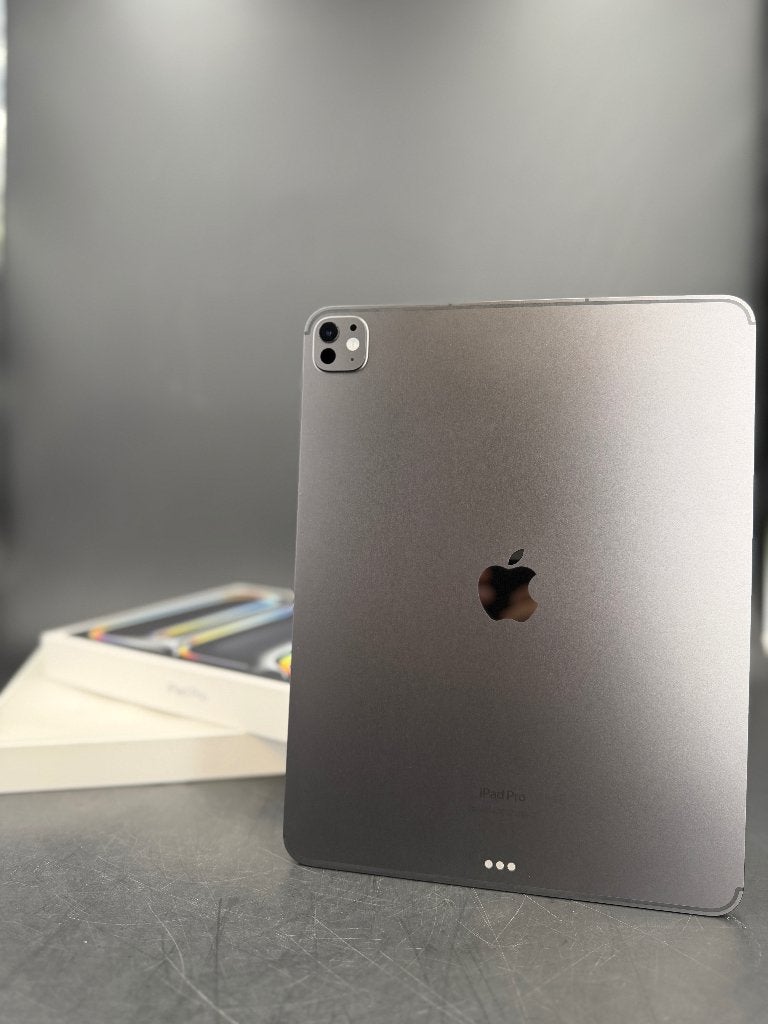 iPad Pro 13” M4 1 To Wi‑Fi + Cellular Nano‑texturé + Magic K, Enlèvement ou Envoi, 13 pouces ou plus, Comme neuf, Wi-Fi et Web mobile