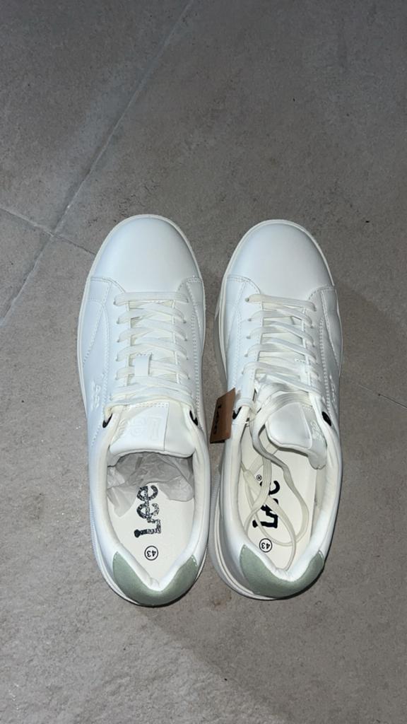 Nieuwe schoenen, Kinderen en Baby's, Ophalen, Zo goed als nieuw