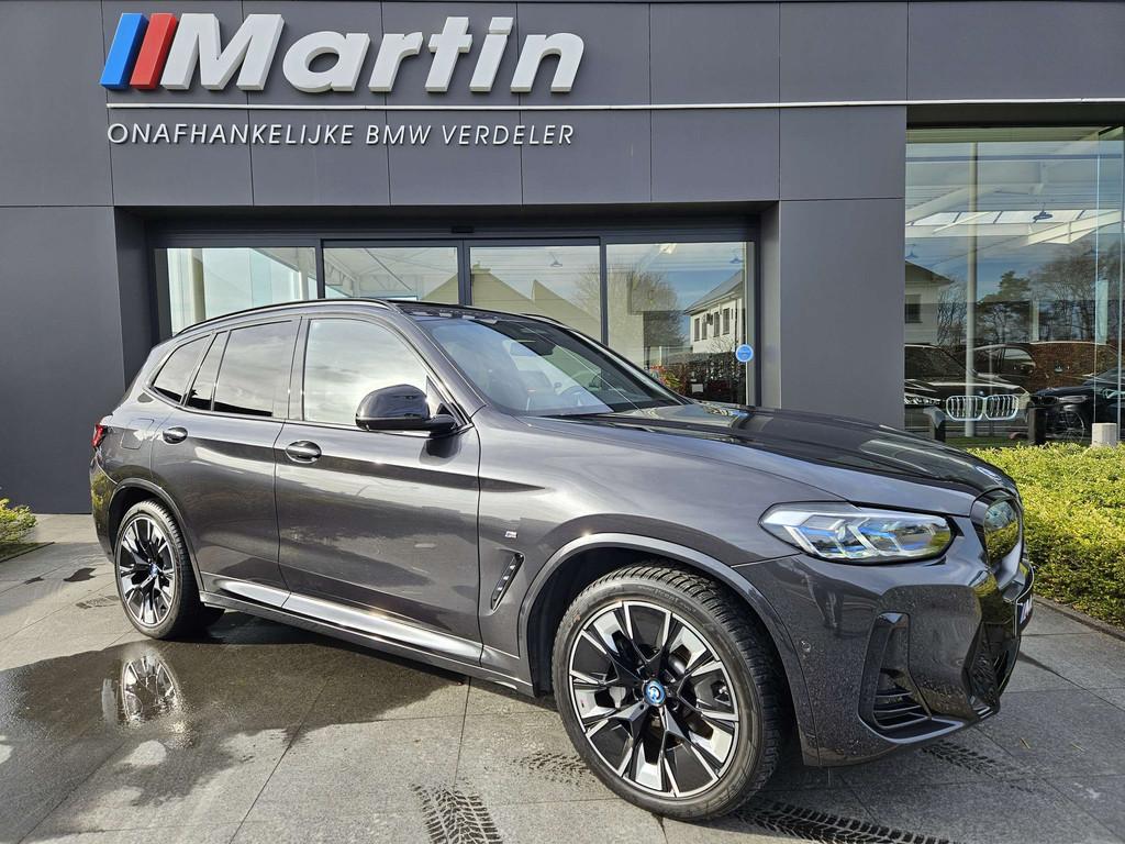 BMW iX3 Impressive FULL 20" PANO H&K ACC 360 HEADUP TRKHK, Auto's, BMW, Automaat, 2740 kg, Gebruikt, Zwart
