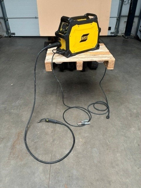 Esab lastoestel., Ophalen, Zo goed als nieuw, 150 tot 250 ampère, Inverter