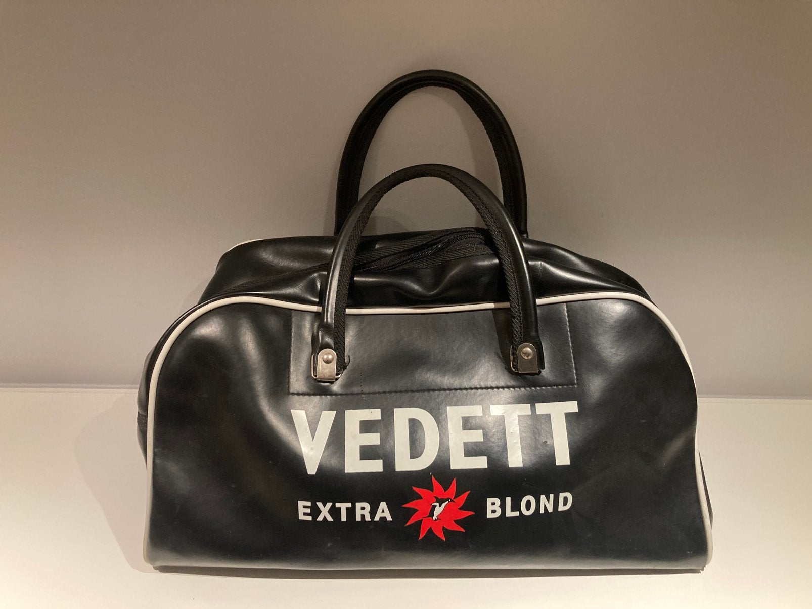 Vintage sporttas VEDETT, Ophalen of Verzenden, Zo goed als nieuw, Zwart