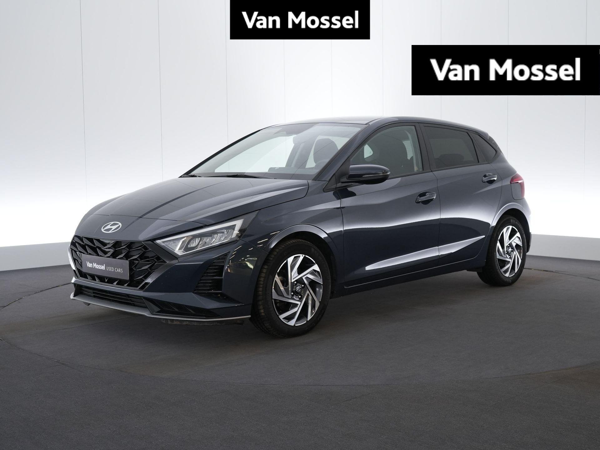 Hyundai i20 1.0 T-GDi 7-DCT 74kW Techno, Auto's, Dealer onderhouden, Gebruikt, Zwart, 1110 kg