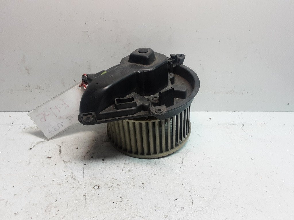 RADIATEUR MOTEUR Peugeot 309 I (10C / 10A) (01-1985/08-1989), Kontakt-peugeot@peugeot.com, Utilisé, Peugeot Deutschland GmbH, Bahnhofsplatz
65423  Rüsselsheim, DE
