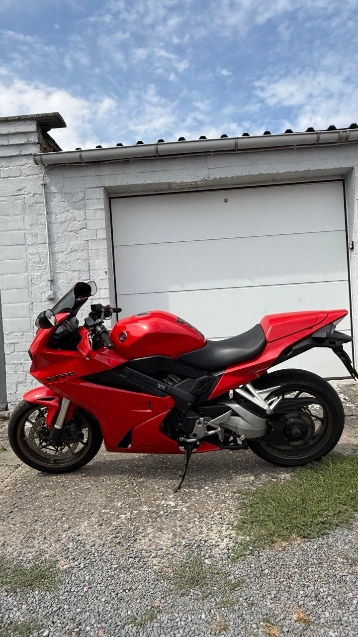 vfr800f 2018 rc79, Motoren, ABS, 2 cilinders, Motorrijbewijs A, Gebruikt