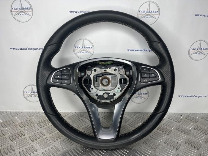 Volant d'un Mercedes A-Klasse, -, 3 mois de garantie, Utilisé, -