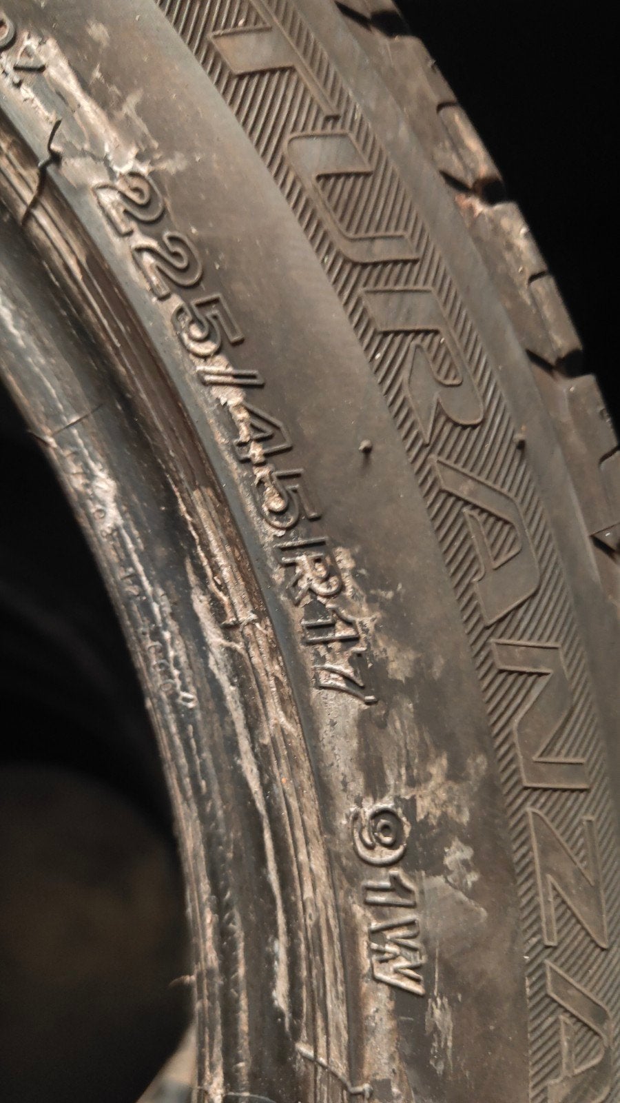 225/45r17 Bridgestone 45€ chacun avec montage et équilibrage, Enlèvement
