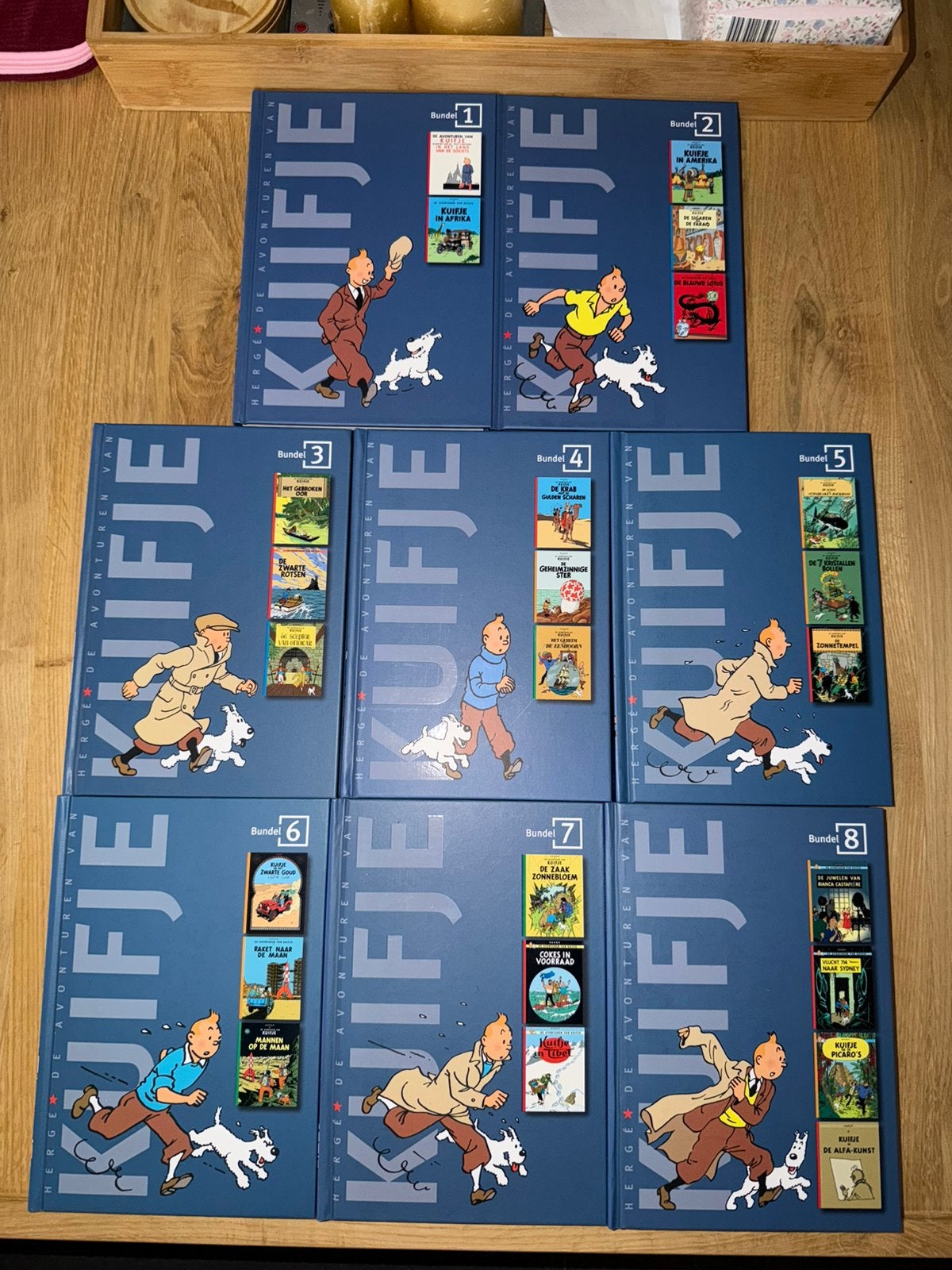 Kuifje – complete verzameling van 8 blauwe verzamelboxen, Boeken, Verzenden, Complete serie of reeks, Europa, Zo goed als nieuw