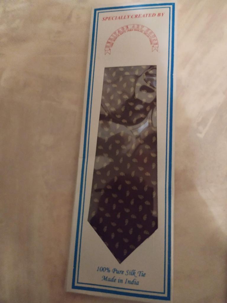 mooie nieuwe zijden dassen uit te kiezen 100% zijde, Ophalen of Verzenden, Nieuw